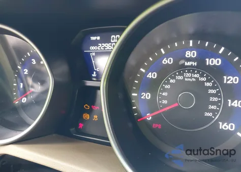 2011 Hyundai Elantra Limited z USA, uszkodzony, nr VIN 5NPDH4AE6BH012770